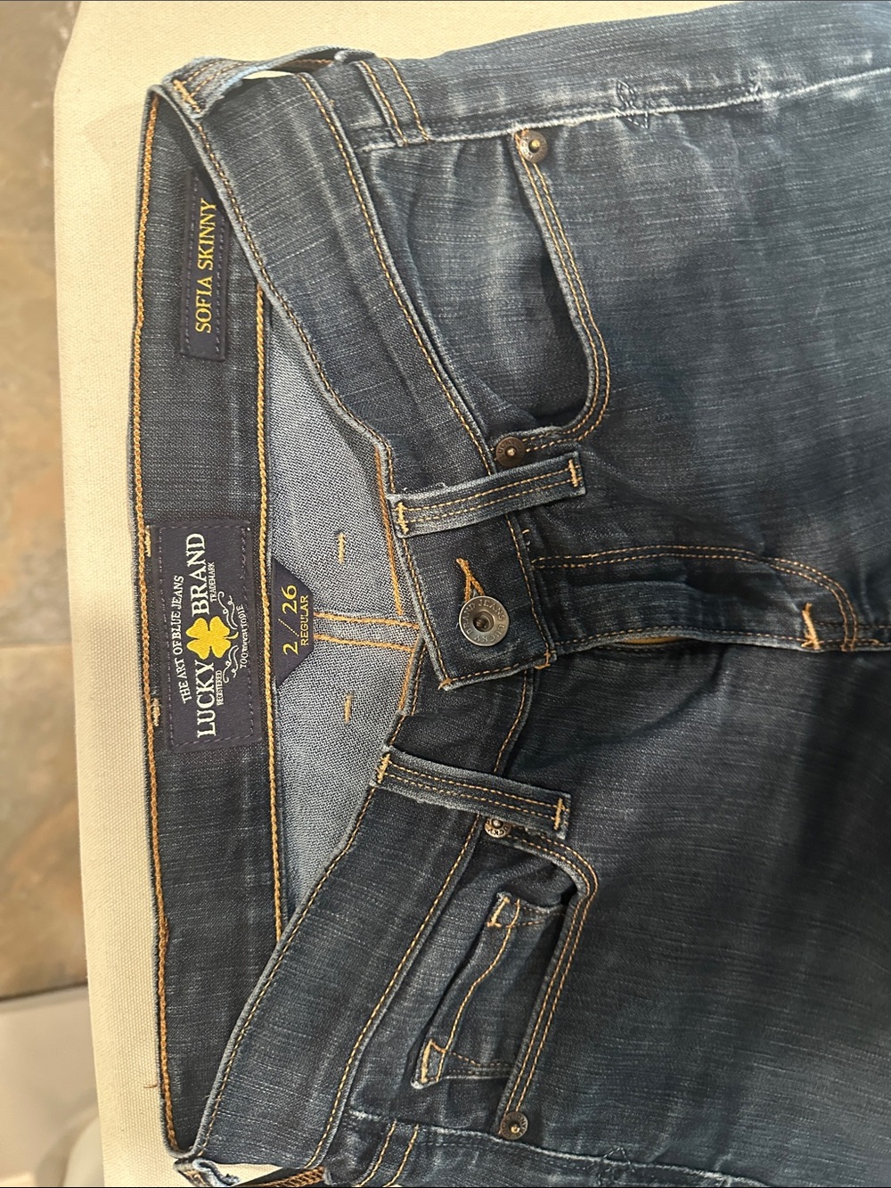 Lucky Brand Sofia Skinny jeans.  Size 2/26 Regular (SSCa1)